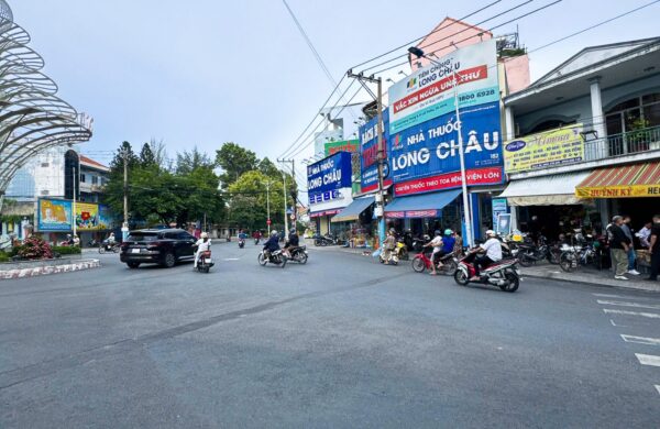 Thiết Kế Thi Công Công Trình Nhà Thuốc Long Châu Tại P. Lái Thiêu, TP HCM
