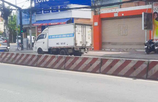 Thiết Kế Thi Công Công Trình Nhà Thuốc Long Châu Tại Huỳnh Tấn Phát, P Tân Thuận, TP HCM
