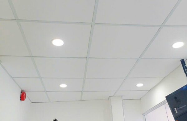Thiết Kế Thi Công Công Trình Làm Mới Trung Tâm Tiêm Chủng Long Châu Tại P. Vườn Lài, TP. HCM