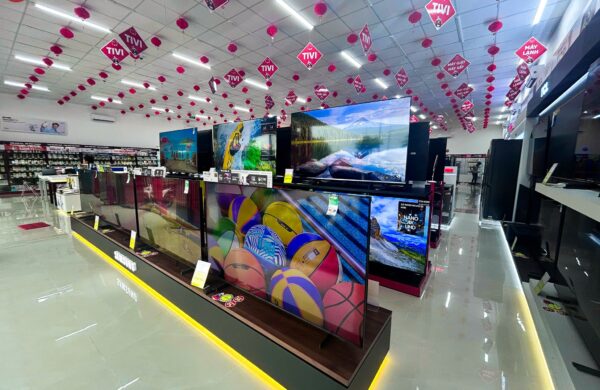 Thiết Kế Thi Công Showroom FPT Shop Tại P. Phú Lợi, P. HCM