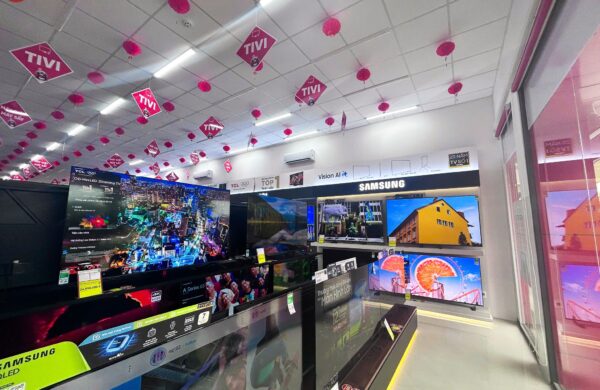 Thiết Kế Thi Công Showroom FPT Shop Tại P. Phú Lợi, P. HCM