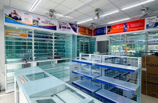 Thiết Kế Thi Công Công Trình Nhà Thuốc Long Châu Tại P. Rạch Dừa, TP HCM